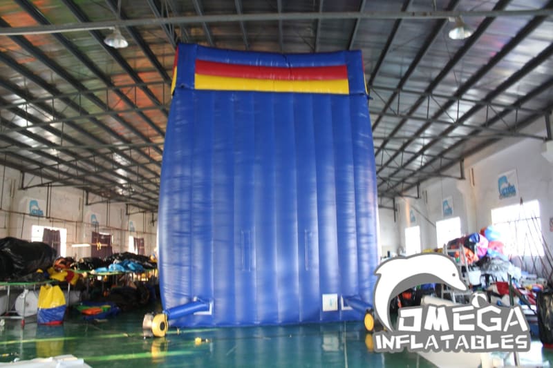 22FT Cliff Hanger Dry Slide