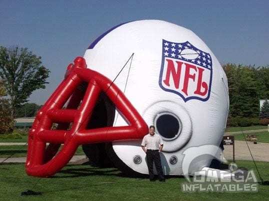 Basic Football Helmet Tunnel